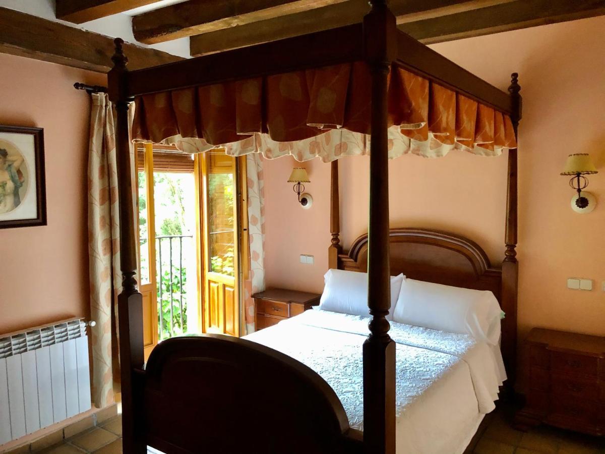 Hostal Posada La Panadera Sepúlveda Екстериор снимка