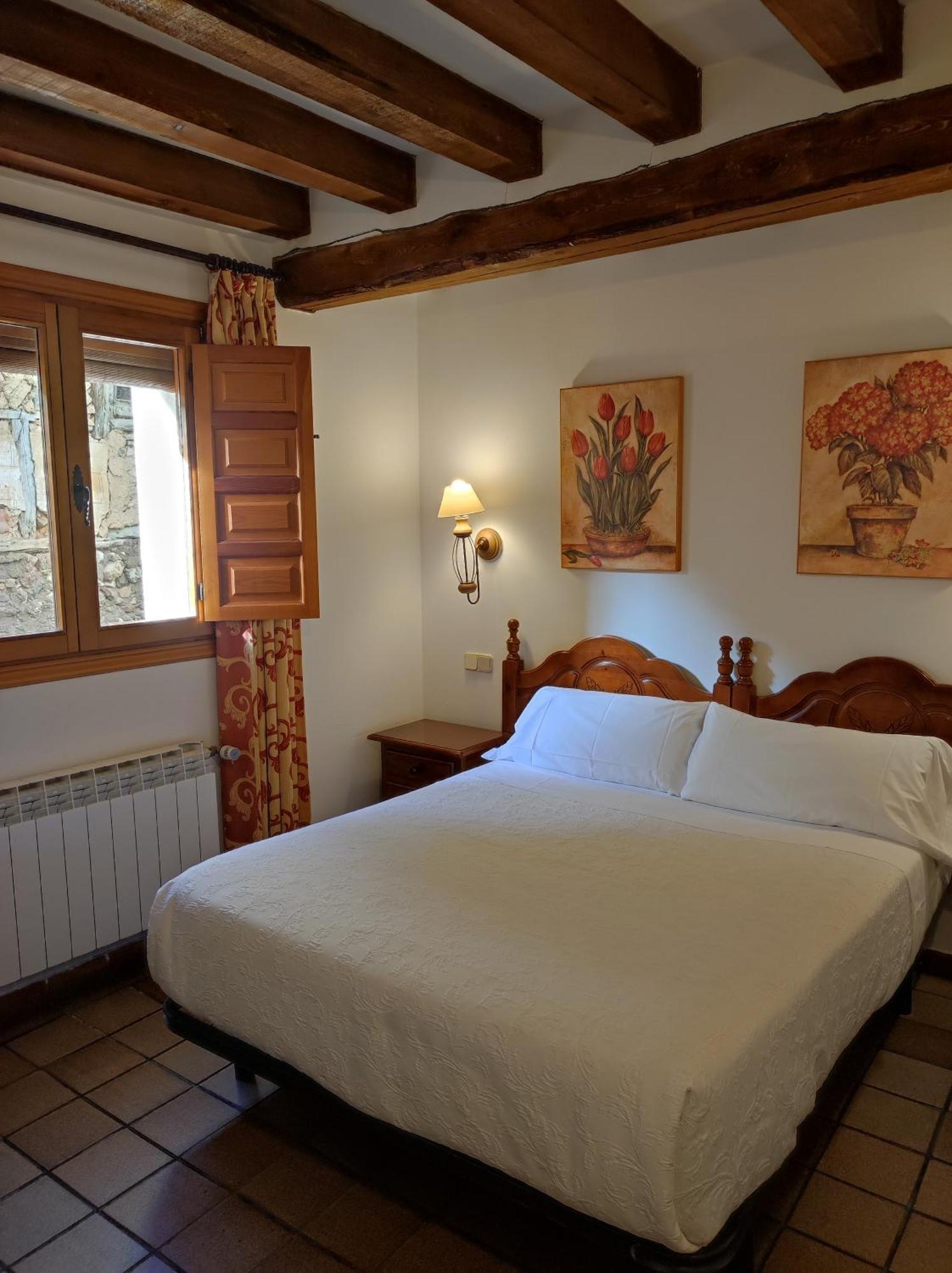 Hostal Posada La Panadera Sepúlveda Екстериор снимка
