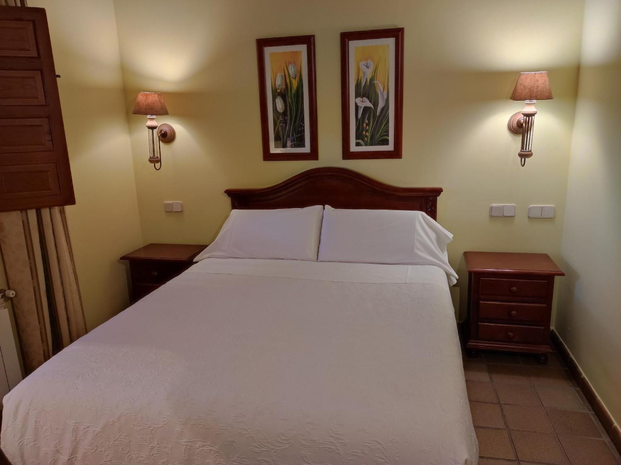 Hostal Posada La Panadera Sepúlveda Екстериор снимка
