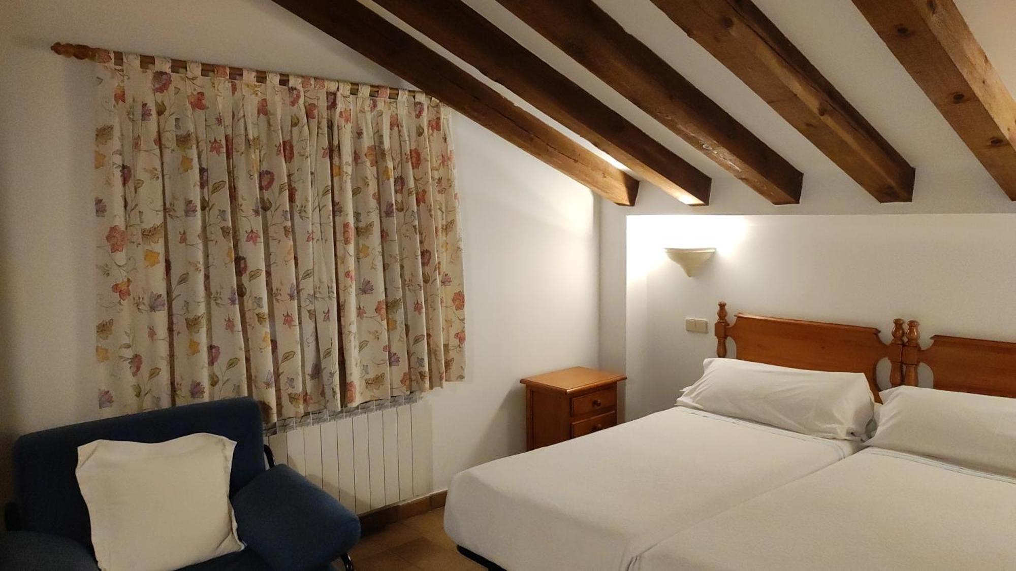 Hostal Posada La Panadera Sepúlveda Екстериор снимка
