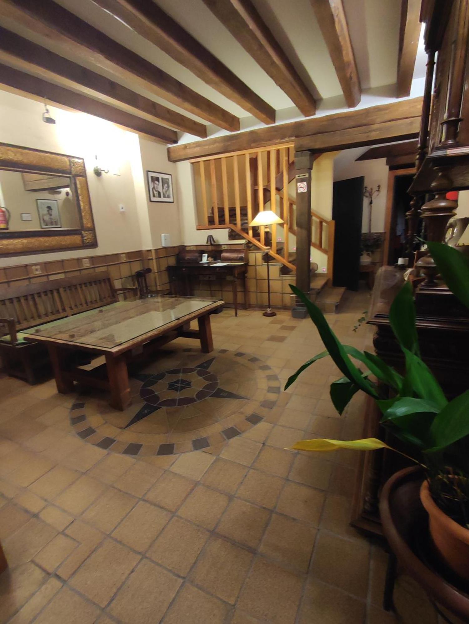 Hostal Posada La Panadera Sepúlveda Екстериор снимка